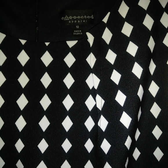 Black and White dress - Picture 2 of 5